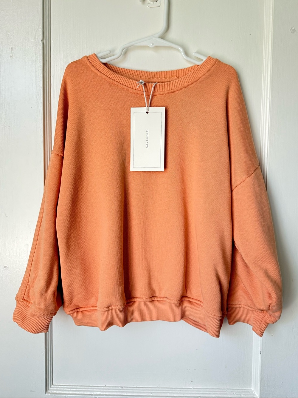 Zara Timeless sweatshirt